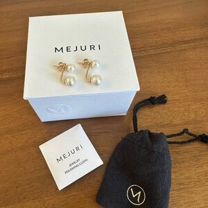 MEJURI Gold Bold Pearl Ear Jacket Stud